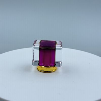 Αγορά 15mm Plastic Perfume Bottle Cap with Golden Chrome Black Purple Plating and 150°F Temperature Resistance online manufacture