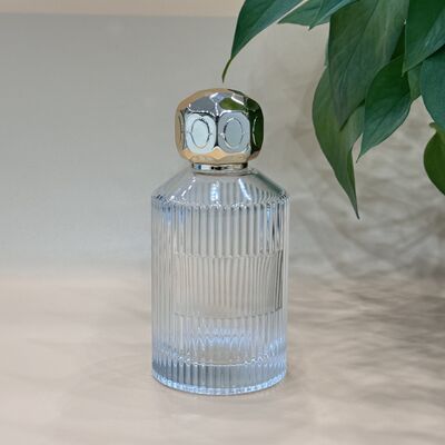 Αγορά China Popular Factory Perfume Cover Unique Zamak Perfume Caps Glass Bottle Set 30ml 50ml Frosted Transparent Lids online manufacture